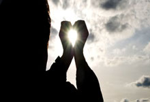 开云体育app-圣西罗阴影下的青春风暴：阿贾克斯能否撕碎米兰的钢铁防线？