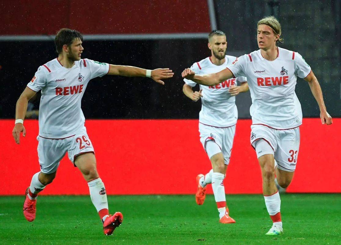 开云体育官网-汉堡队客场战胜对手，球员信心大增