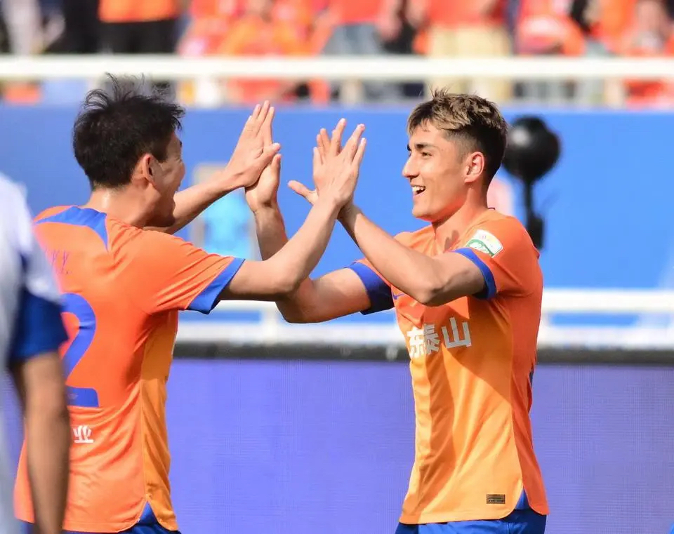 开云体育入口-包含圣埃蒂安再次大胜，状态回升的词条