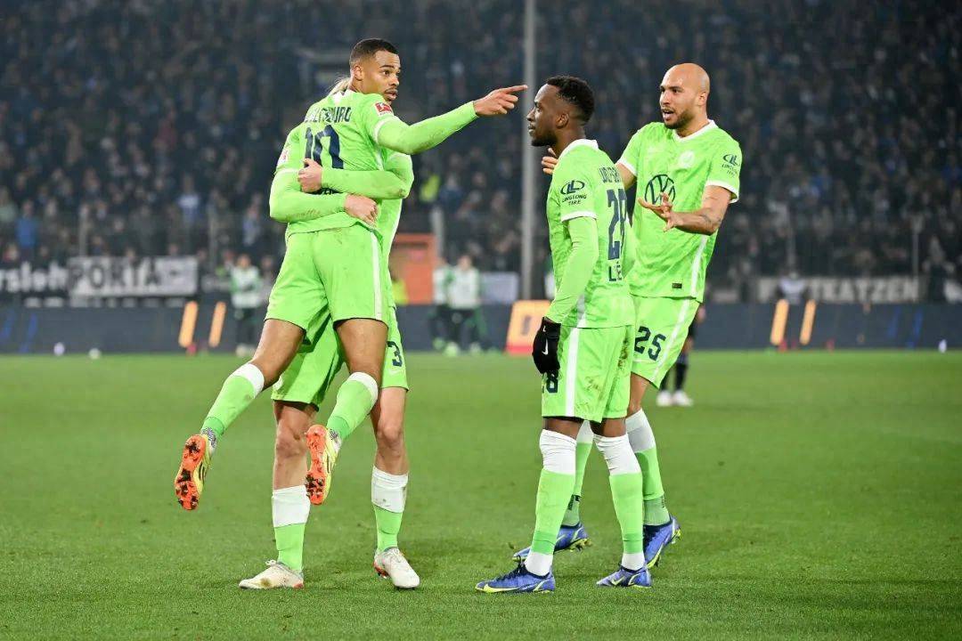 包含雷恩主场小胜沃尔夫斯堡,取得两连胜的词条 包含雷恩主场小胜沃尔夫斯堡,取得两连胜的词条