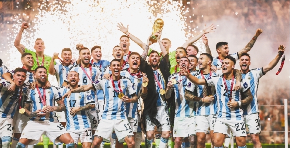 阿根廷选手获得男子足球金牌 阿根廷选手获得男子足球金牌