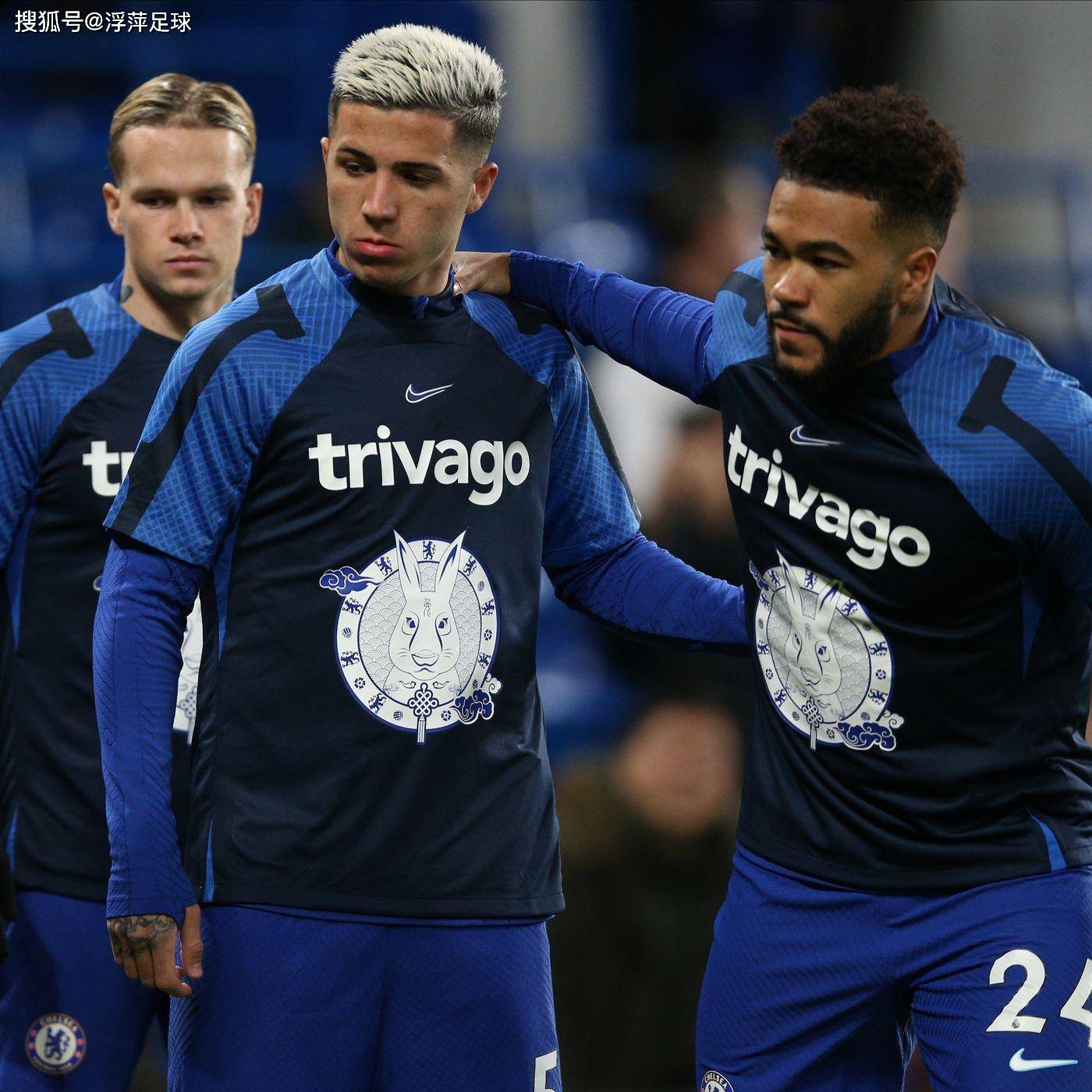 包含捷克国家队面临人员伤病困扰,教练组研究备选方案的词条 包含捷克国家队面临人员伤病困扰,教练组研究备选方案的词条