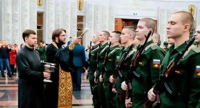 开云体育中国-关于篮球胜负未卜：场上兵戎相见谁能笑到最后的信息