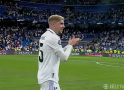 巴尔斯利主场惨败，由少用两子灰谢