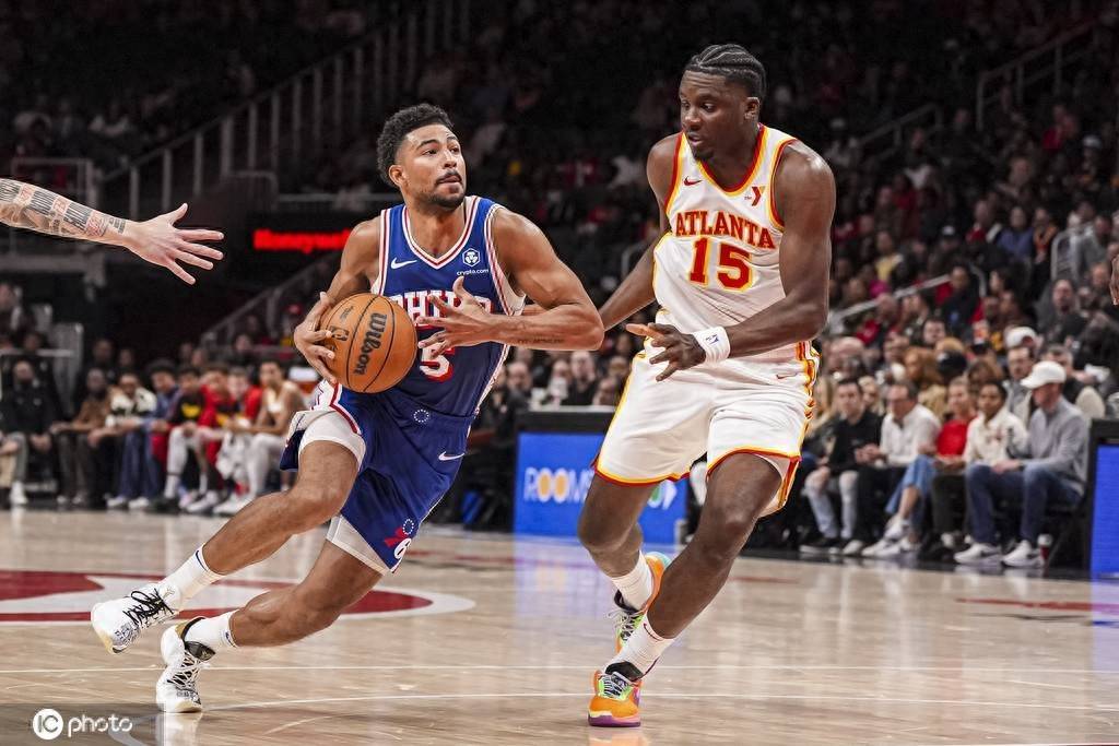 开云官网-包含老鹰主场惨败猛龙，扬尼斯全场高效得分成亮点的词条