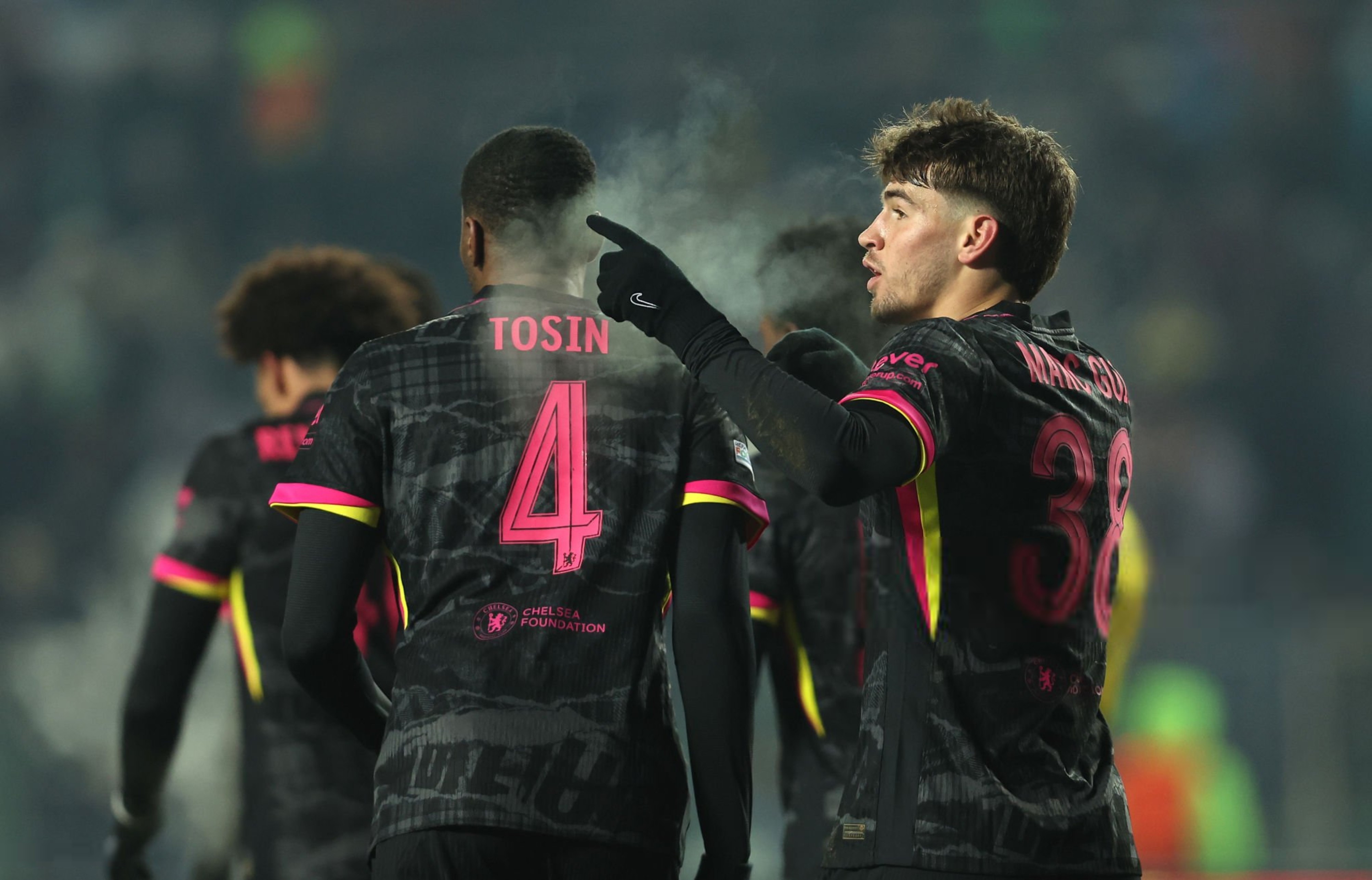 开云体育在线-切尔西主场完成逆转，强势逼平对手的简单介绍