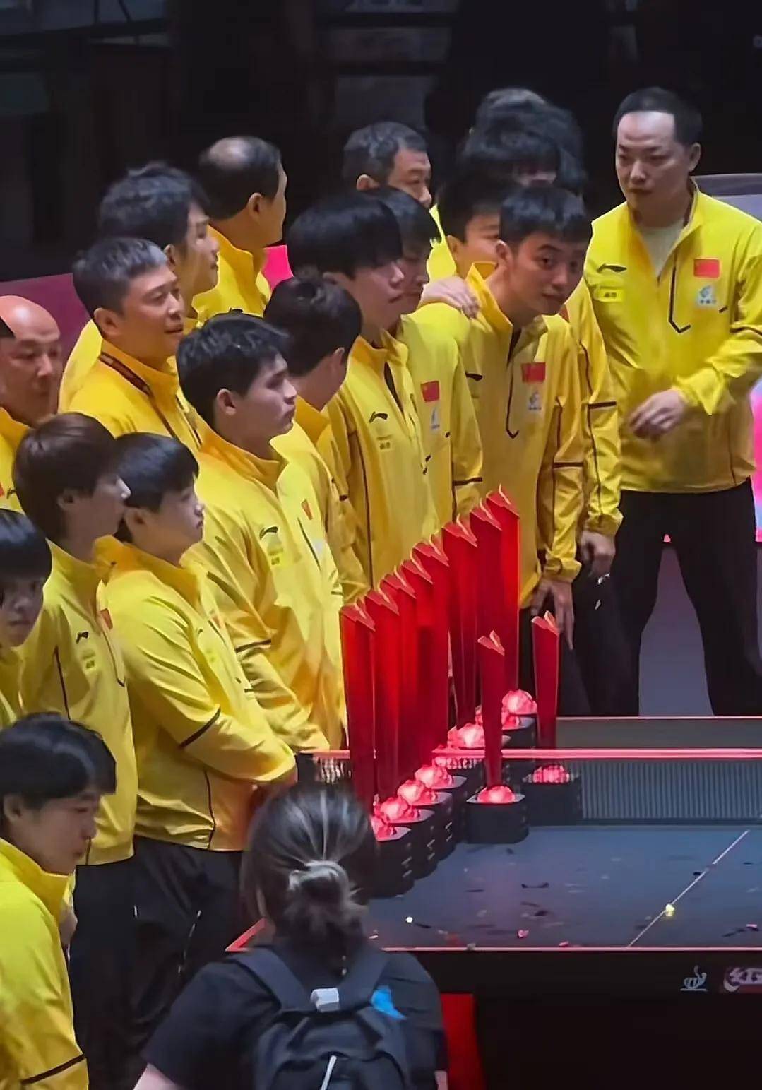 有望连夺三冠,实力雄厚的球队 有望连夺三冠,实力雄厚的球队