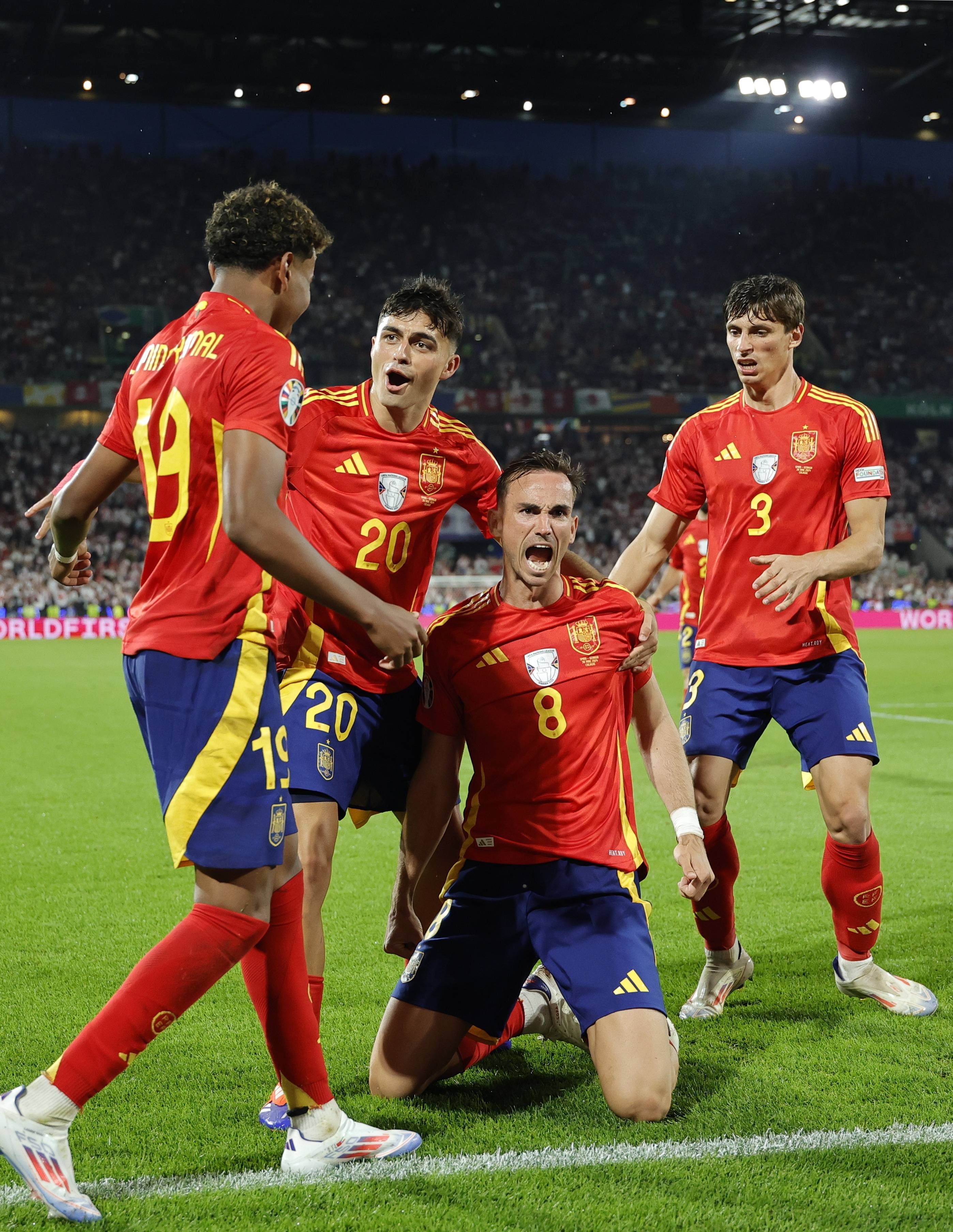 西班牙队击败瑞士,晋级欧洲杯八强 西班牙队击败瑞士,晋级欧洲杯八强