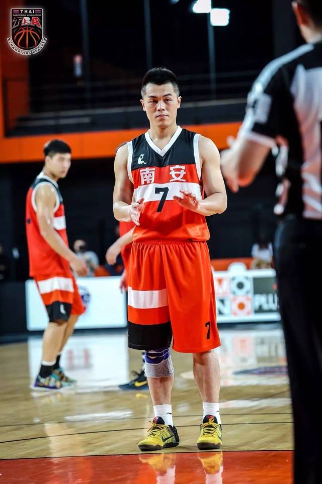 泰国篮球联赛的明星球员引领球队夺冠 泰国篮球联赛的明星球员引领球队夺冠