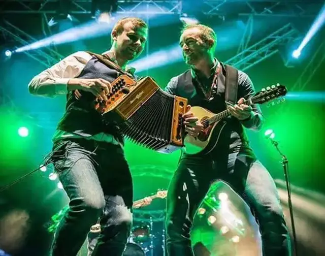 爱尔兰射击选手稳健前行,艳获头筹 爱尔兰射击选手稳健前行,艳获头筹