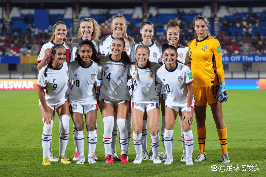 里尔主场大胜佩斯,积分领跑 里尔主场大胜佩斯,积分领跑