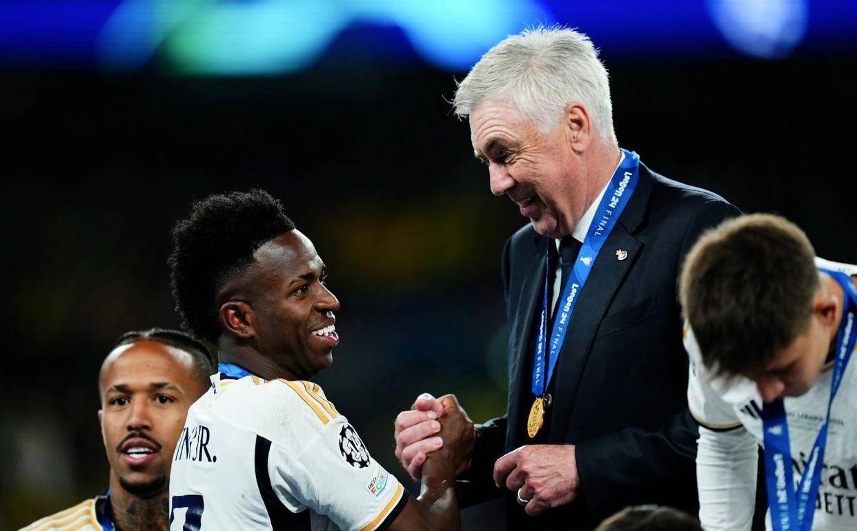 关于皇家马德里主帅波切蒂诺对未来比赛做出计划的信息 关于皇家马德里主帅波切蒂诺对未来比赛做出计划的信息