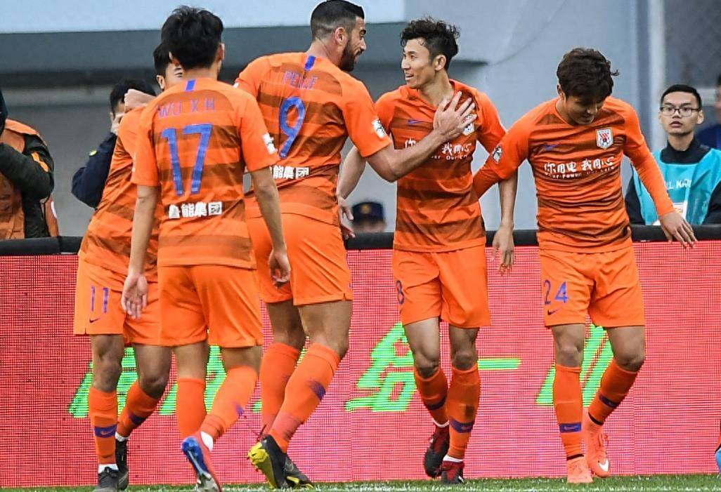 包含顶级外援亮眼表现,助力球队晋级的词条 包含顶级外援亮眼表现,助力球队晋级的词条