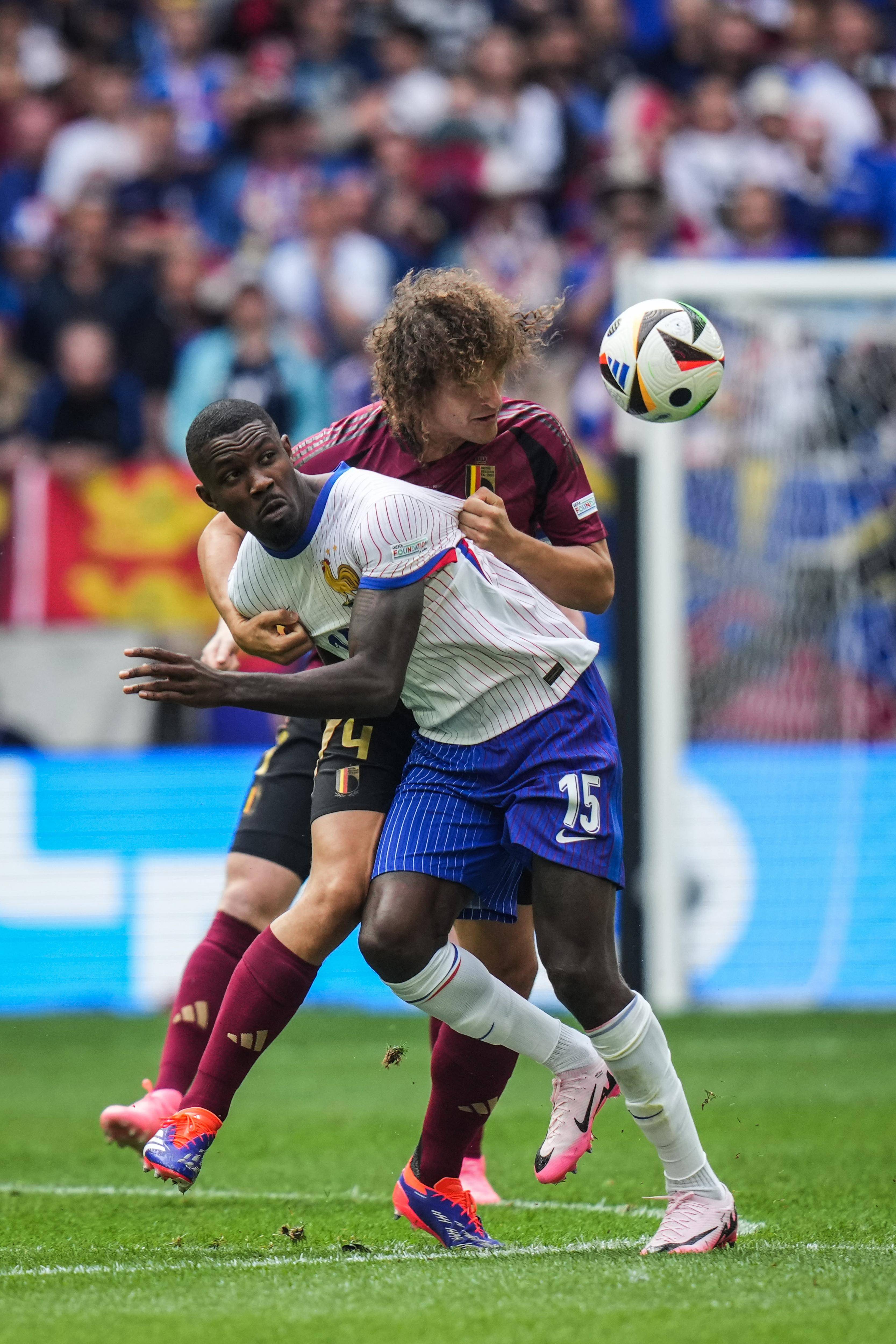 关于佳绩不断!欧洲足球比赛舞台上的亮眼表现的信息 关于佳绩不断!欧洲足球比赛舞台上的亮眼表现的信息