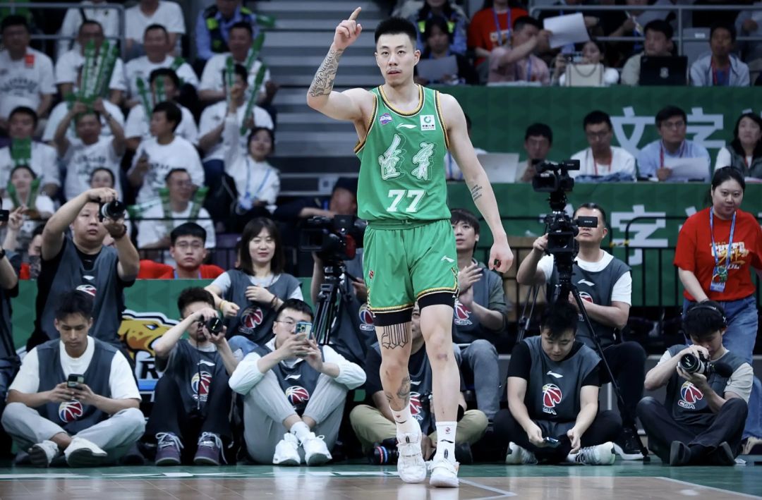 南方球队实力横扫对手,取得重要胜利的简单介绍 南方球队实力横扫对手,取得重要胜利的简单介绍