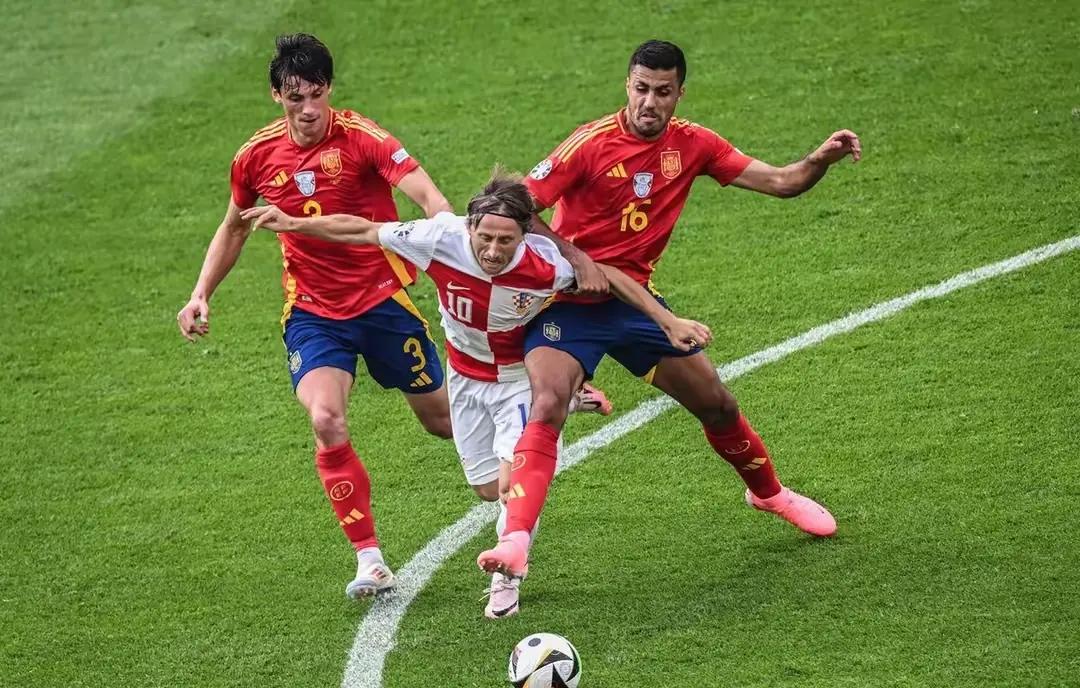开云平台-西班牙队再胜一仗，欧预赛晋级希望大增