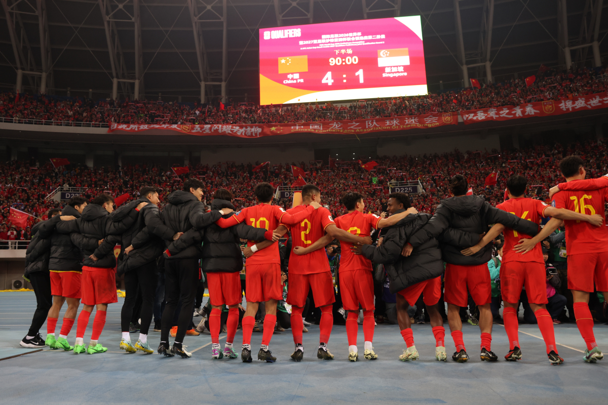 开云APP-对手优势明显，球队全力抗衡成功晋级