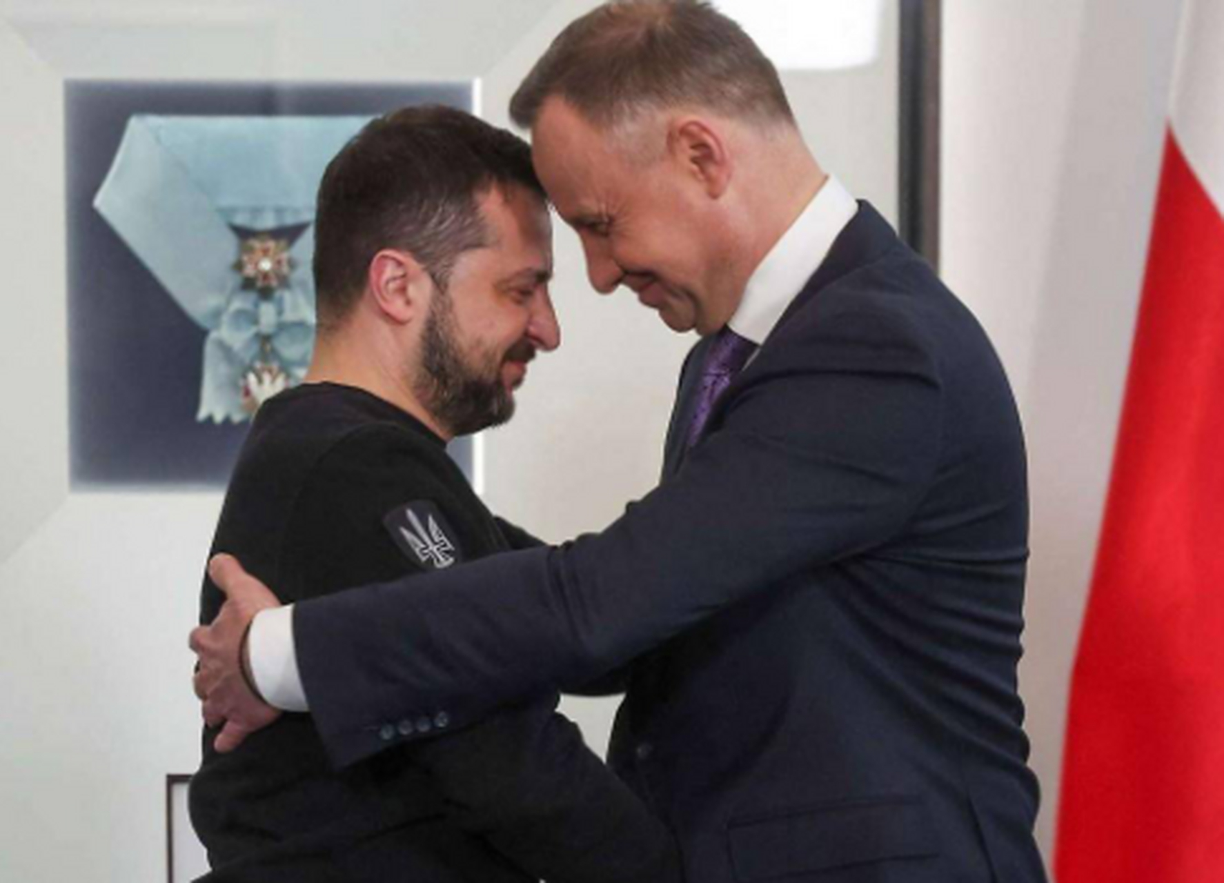 波兰战胜乌克兰,晋级淘汰赛与手碰手 波兰战胜乌克兰,晋级淘汰赛与手碰手