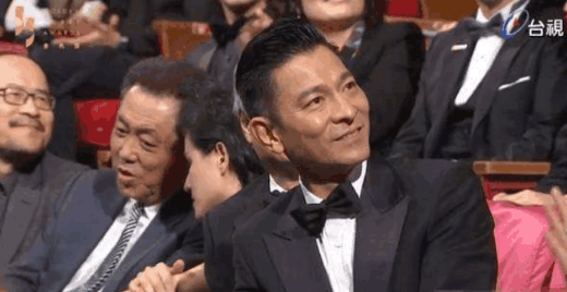 开云体育中国-包含英格兰击败斯洛伐克，备受瞩目的比赛引发观众热议的词条