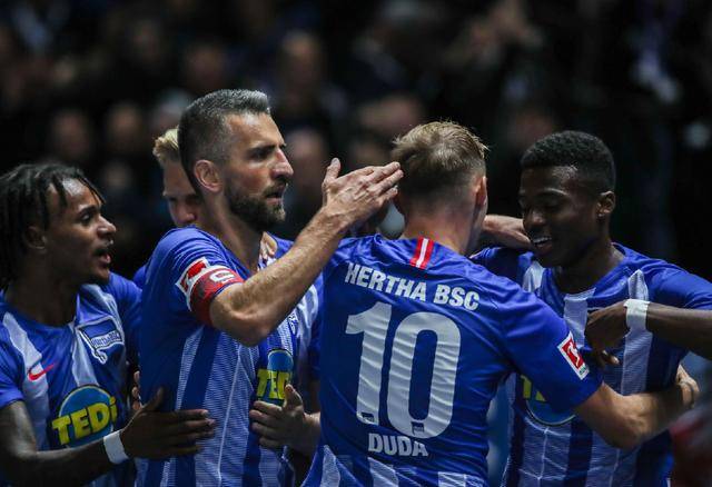 包含柏林赫塔客场胜出,弗赖堡难逃失利的词条 包含柏林赫塔客场胜出,弗赖堡难逃失利的词条