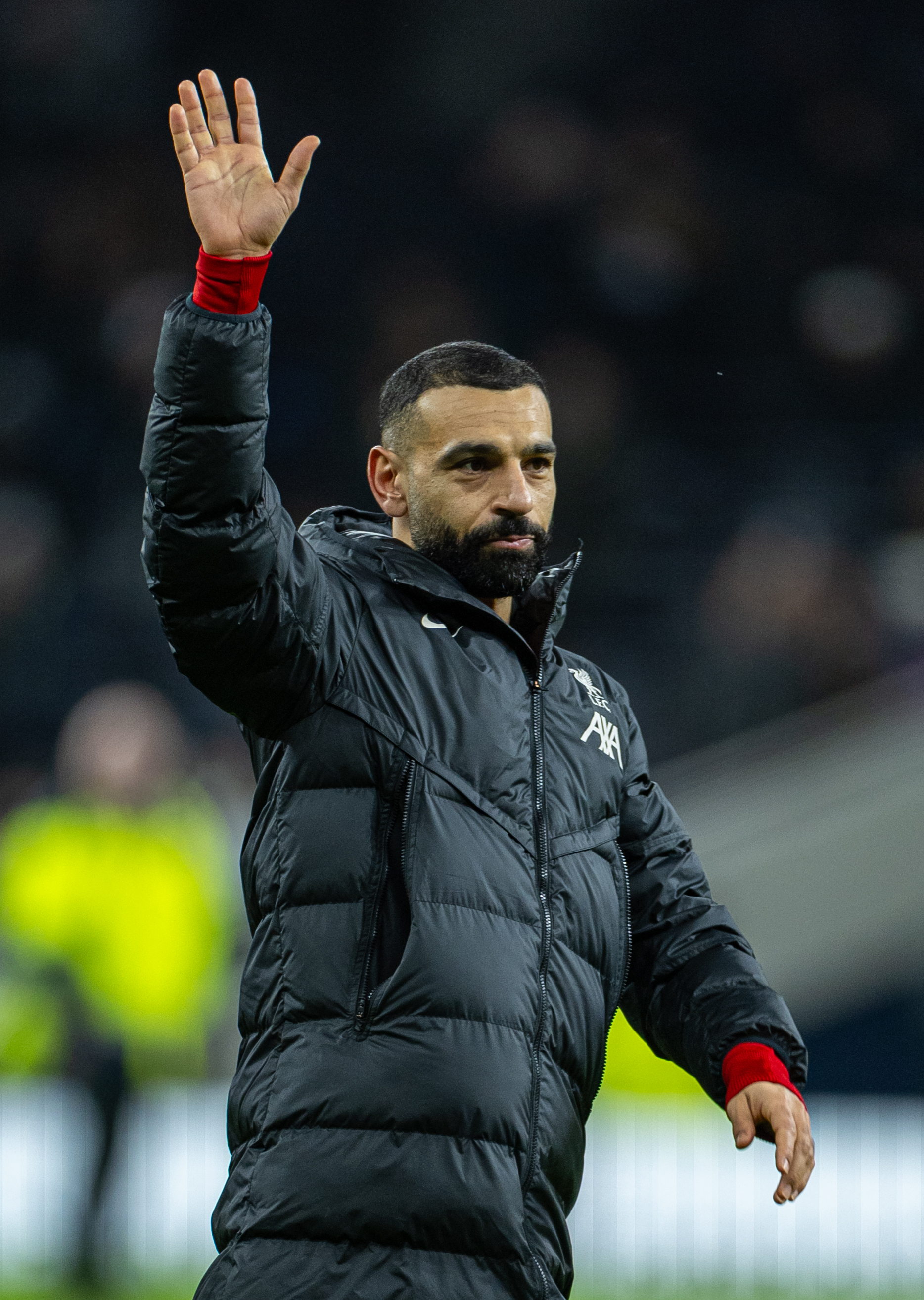 利物浦队在重要比赛中展示强大实力，获胜！