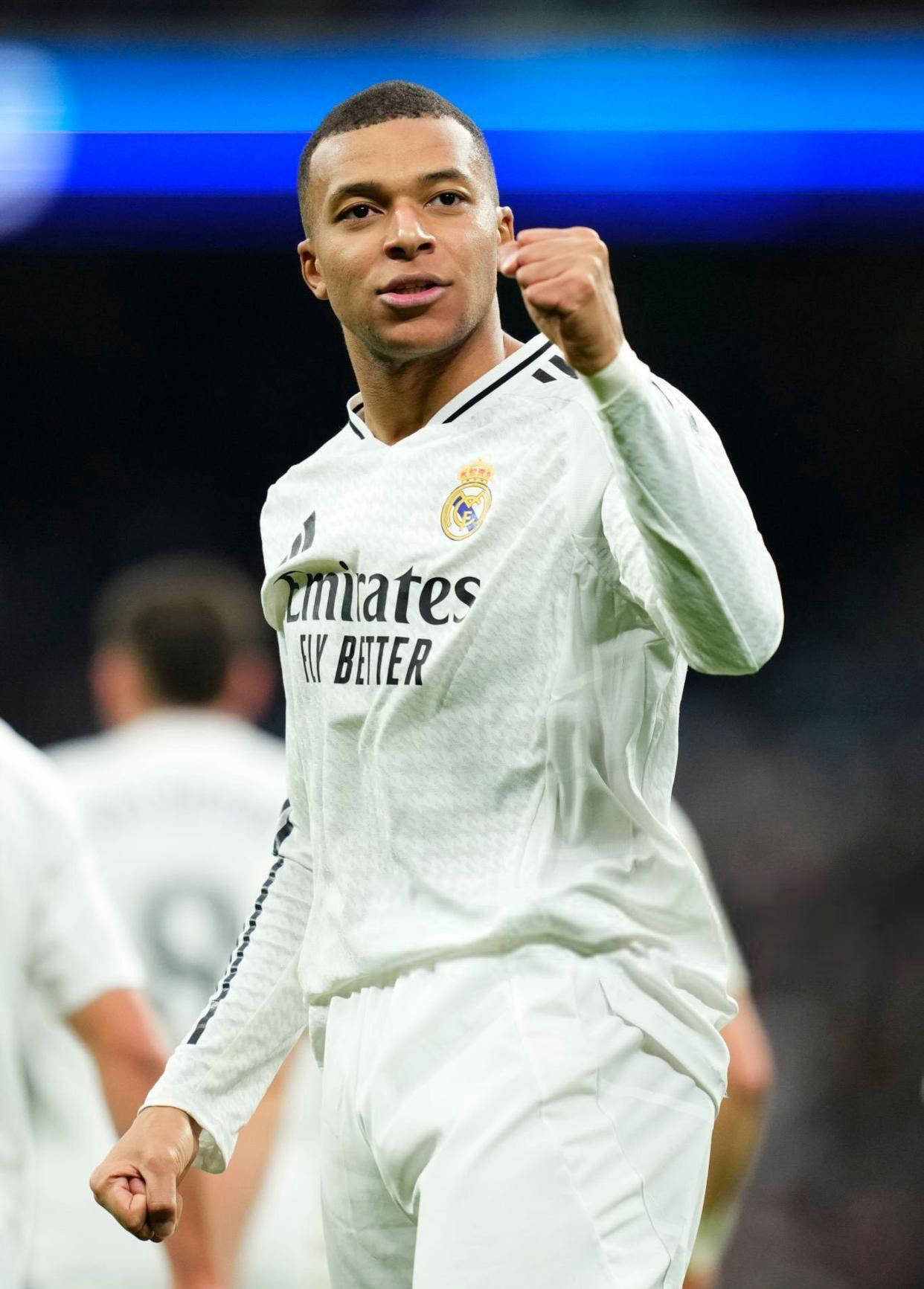 皇马逆袭取胜,小组赛收官积极向上 皇马逆袭取胜,小组赛收官积极向上