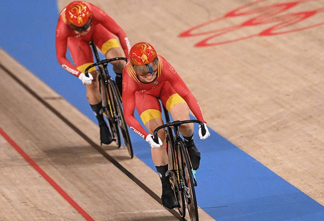 墨西哥体操选手突破自我,登顶领奖台 墨西哥体操选手突破自我,登顶领奖台