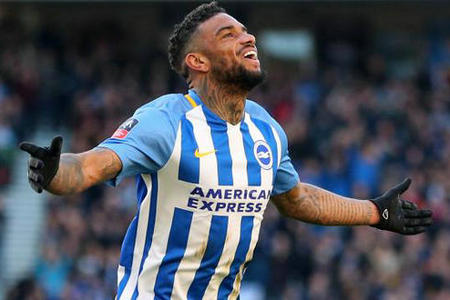 关于爵士上演绝杀好戏,击败黄蜂保持不败的信息 关于爵士上演绝杀好戏,击败黄蜂保持不败的信息