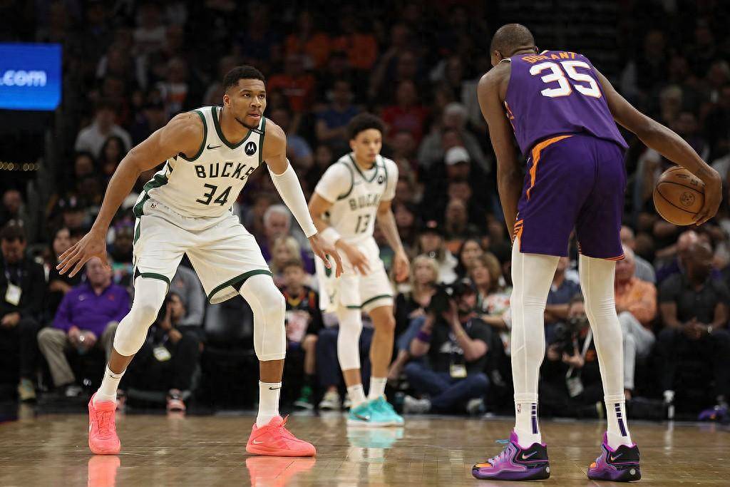 包含3塑雄鹿球员联手挂帅,力克太阳队的词条 包含3塑雄鹿球员联手挂帅,力克太阳队的词条