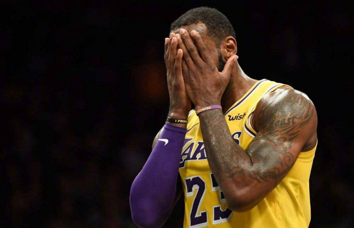 湖人核心球员在全明星比赛中受伤