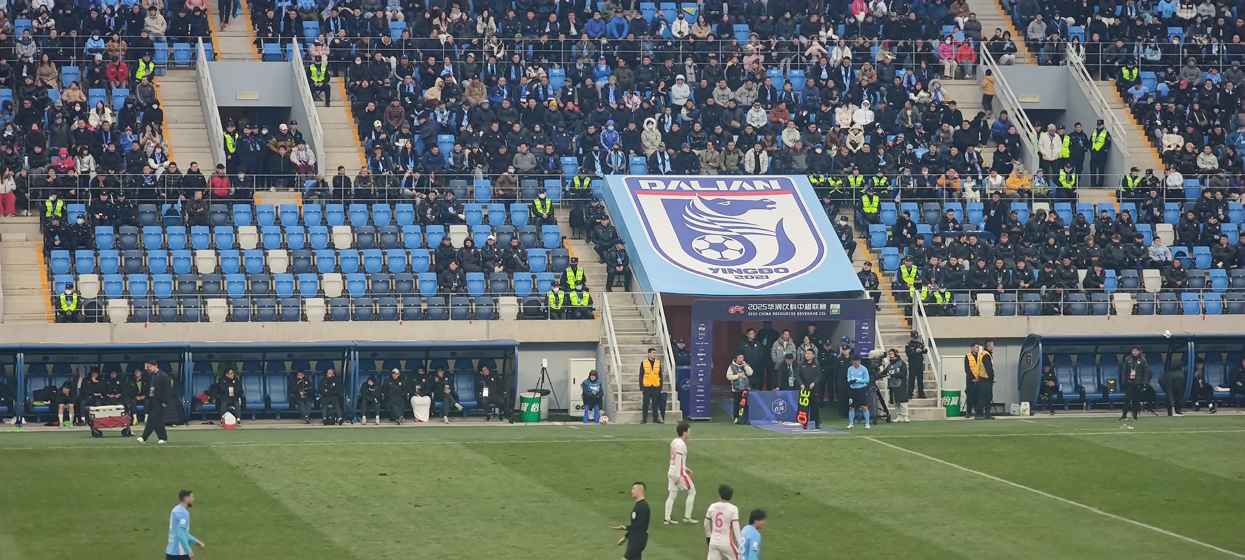 大连一方主场对阵泰达,不容大意 大连一方主场对阵泰达,不容大意