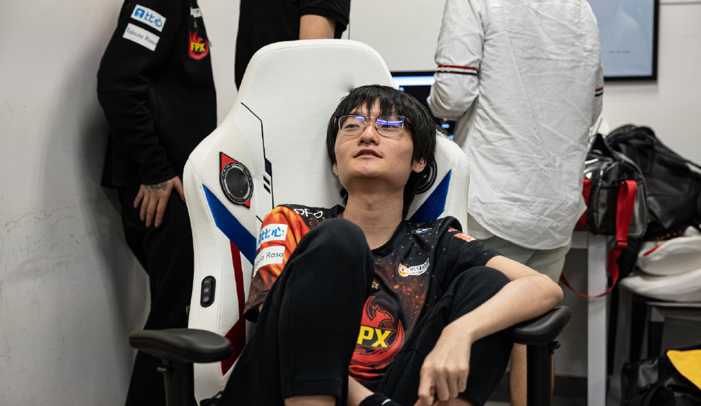 小牛外线火力全开，战胜强敌展现实力