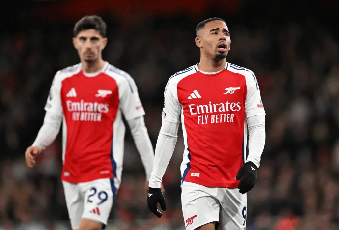 开云体育入口-埃弗顿主场不敌阿森纳，遭遇低谷