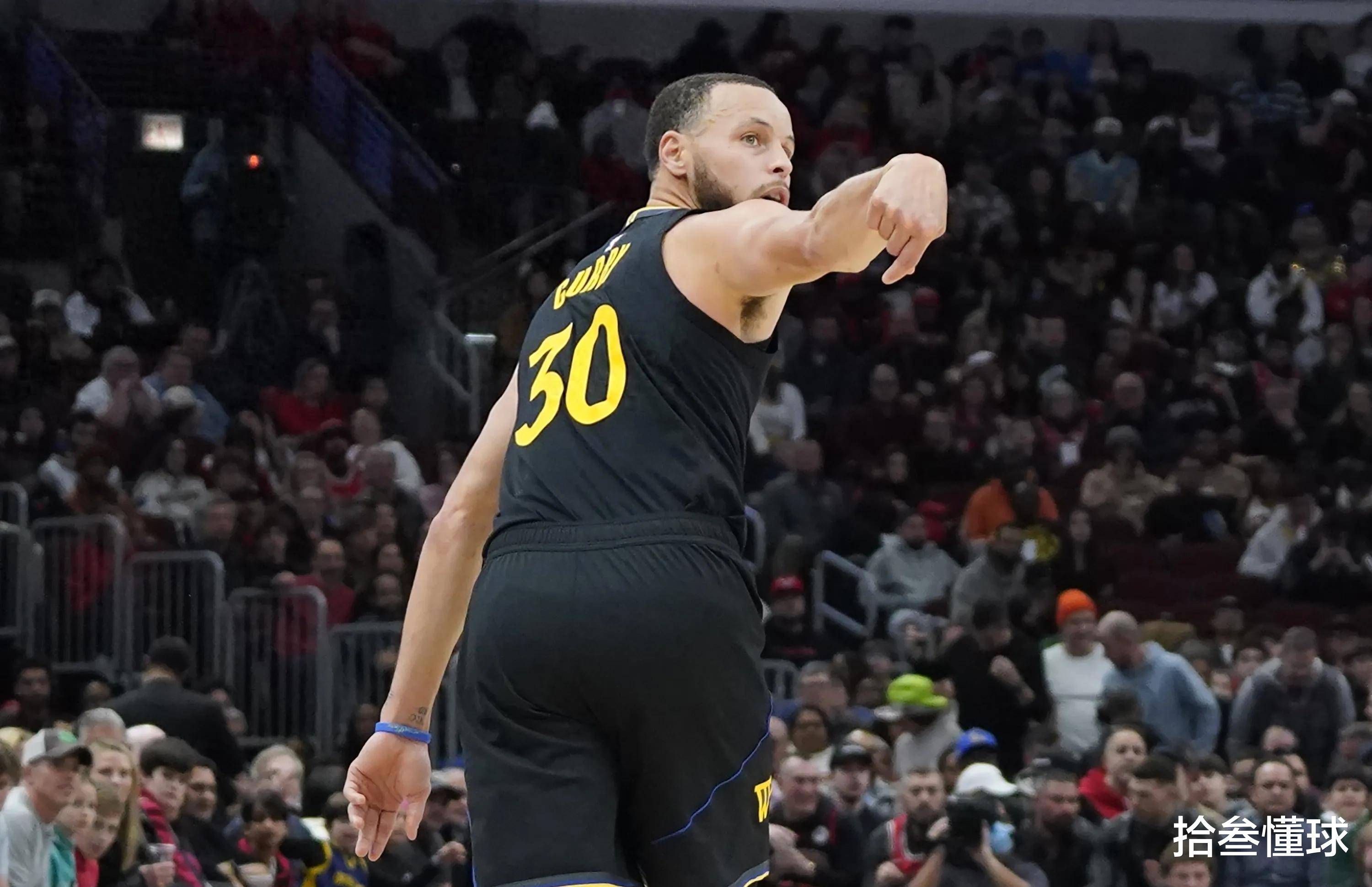 勇士总决赛再胜雄鹿平分 勇士总决赛再胜雄鹿平分