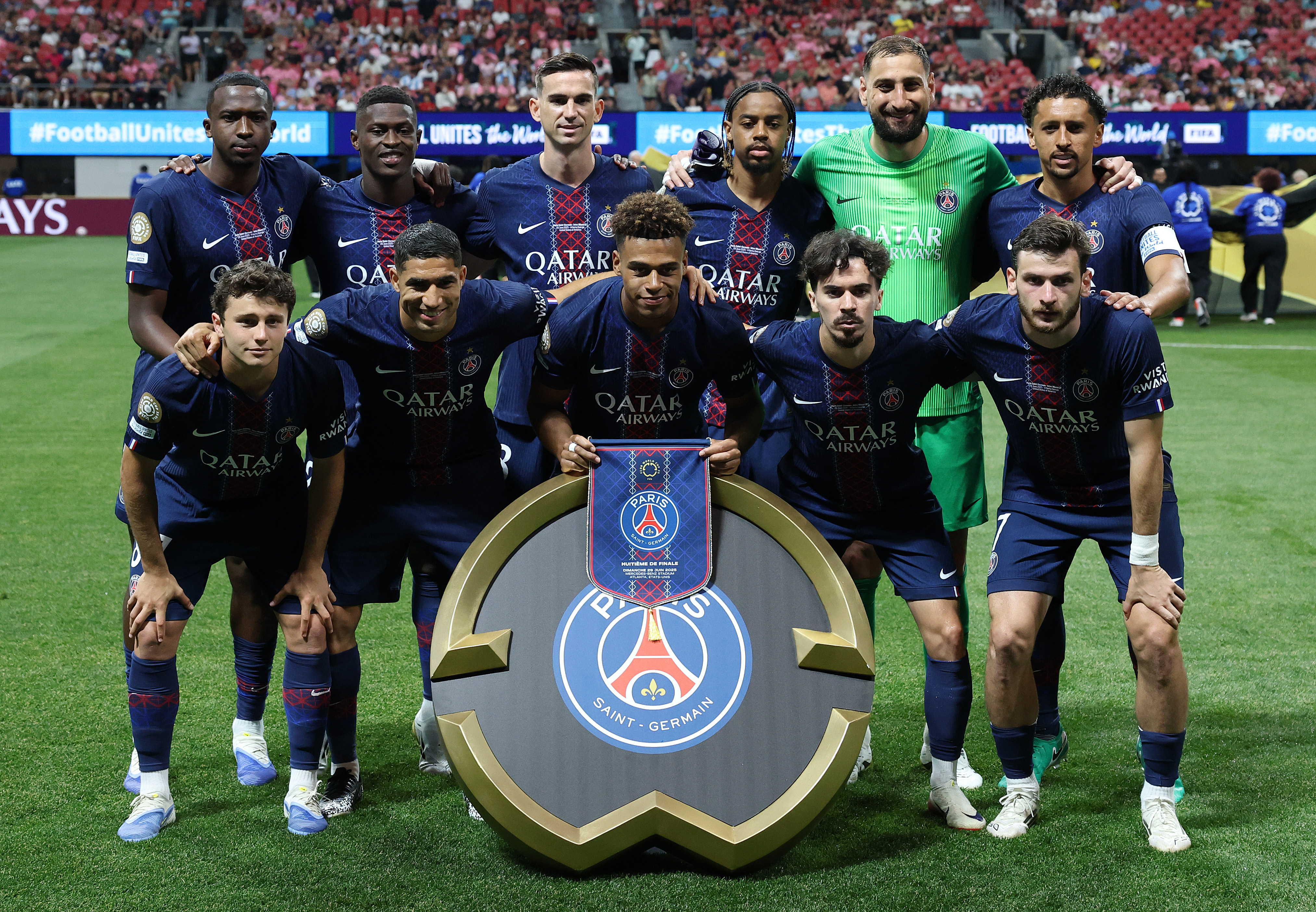 巴黎圣日耳曼成功夺取胜利,晋级下一轮 巴黎圣日耳曼成功夺取胜利,晋级下一轮