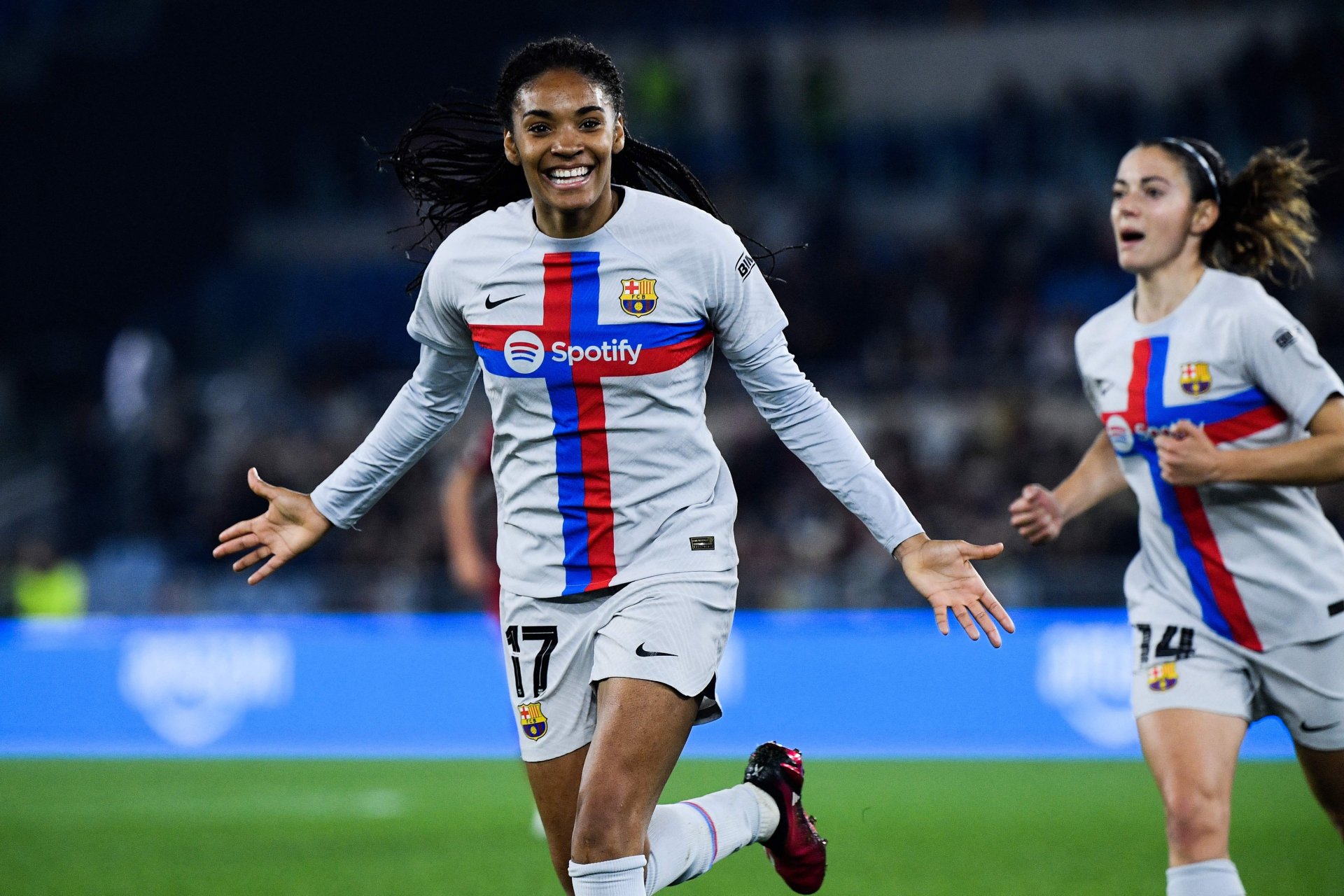 罗马客场1比0小胜萨索洛,重返欧冠资格区 罗马客场1比0小胜萨索洛,重返欧冠资格区