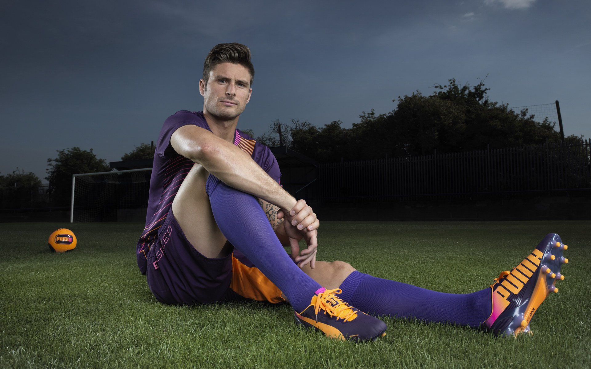 大场面先生迪亚斯,澳洲人如何以火力压制火力,掀翻欧洲红魔