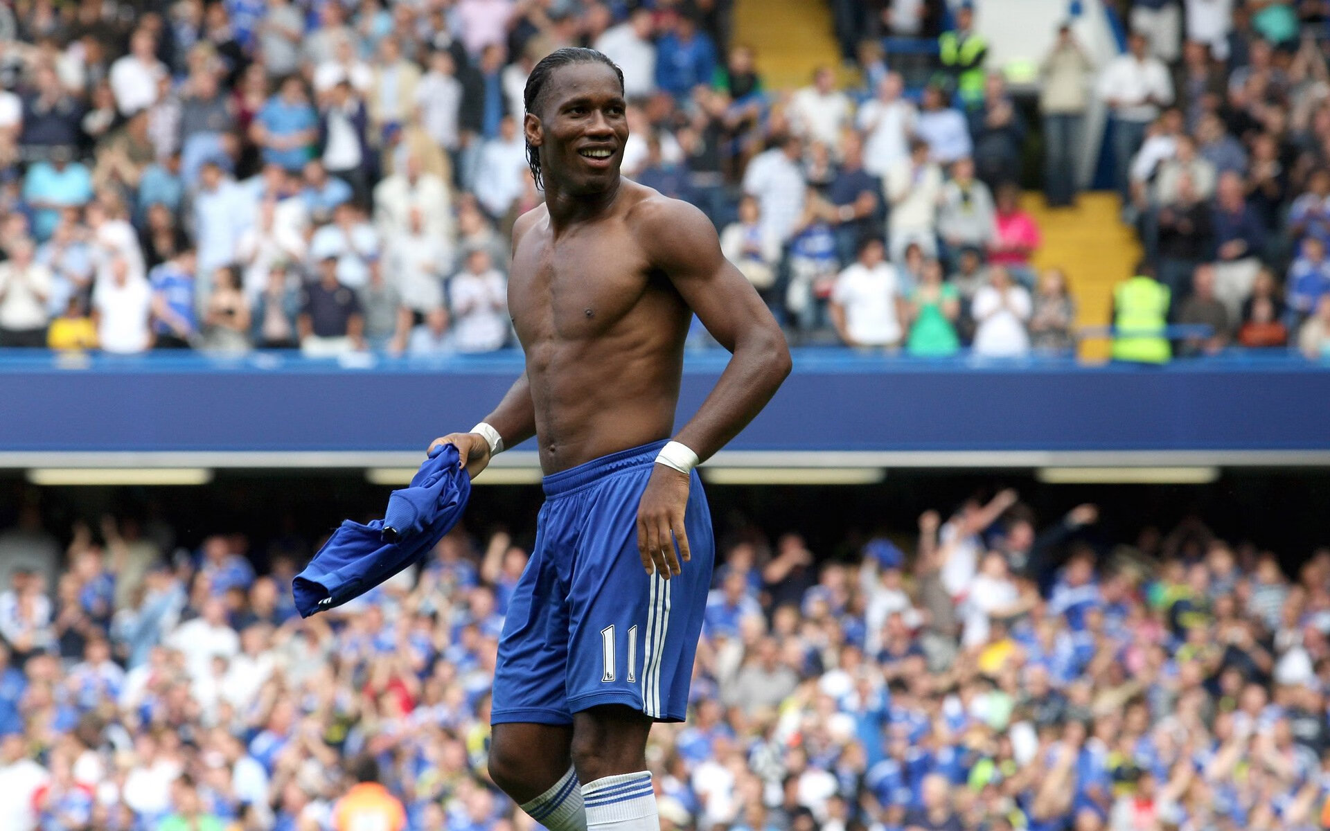 伊布天外飞仙定胜局，智利攻坚破壁，终结法国不败神话