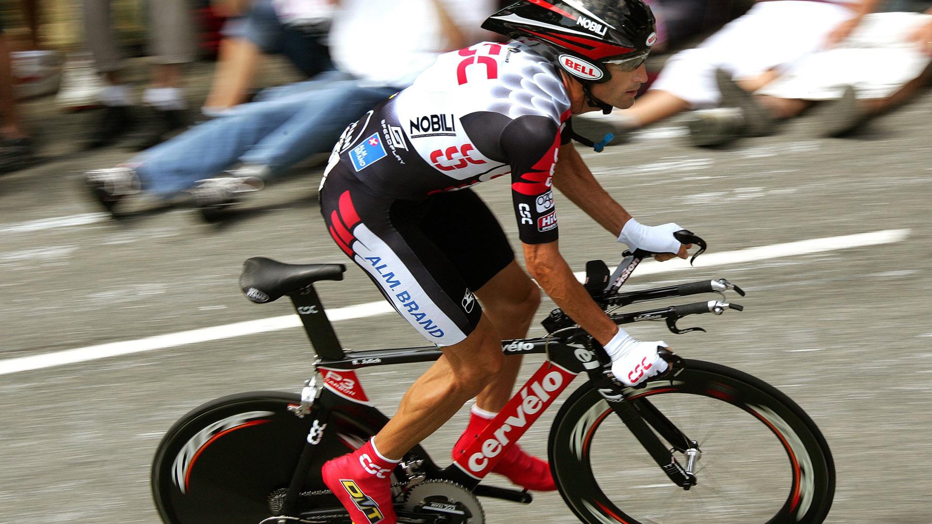 跨越太平洋的刀锋，麦科勒姆50分弑魔术，上海男篮小阵容颠覆全球篮球想象